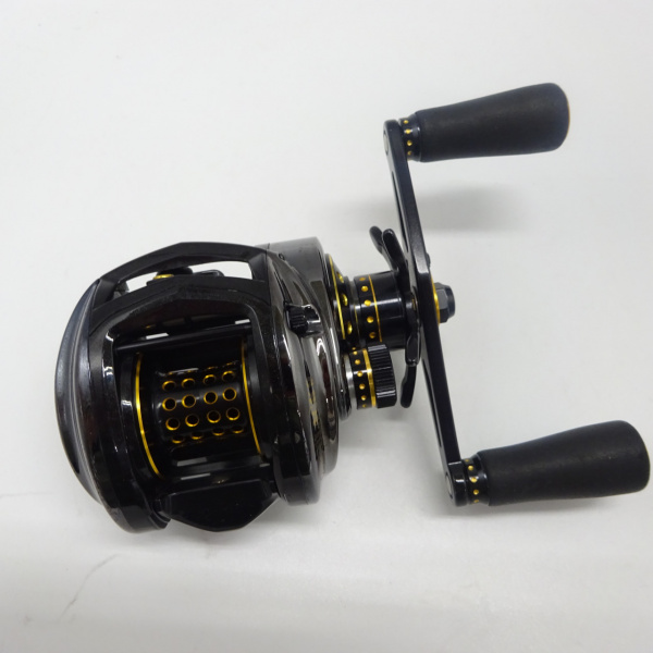 15レボブラック9 右